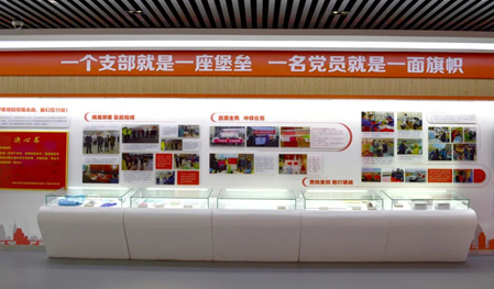 “上线”生态城疫情防控成果展示墙.png